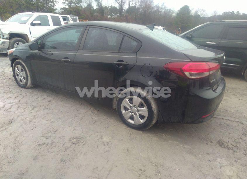 Photo 3 of 2017 Kia Forte LX (VIN 3KPFK4A78HE070615)