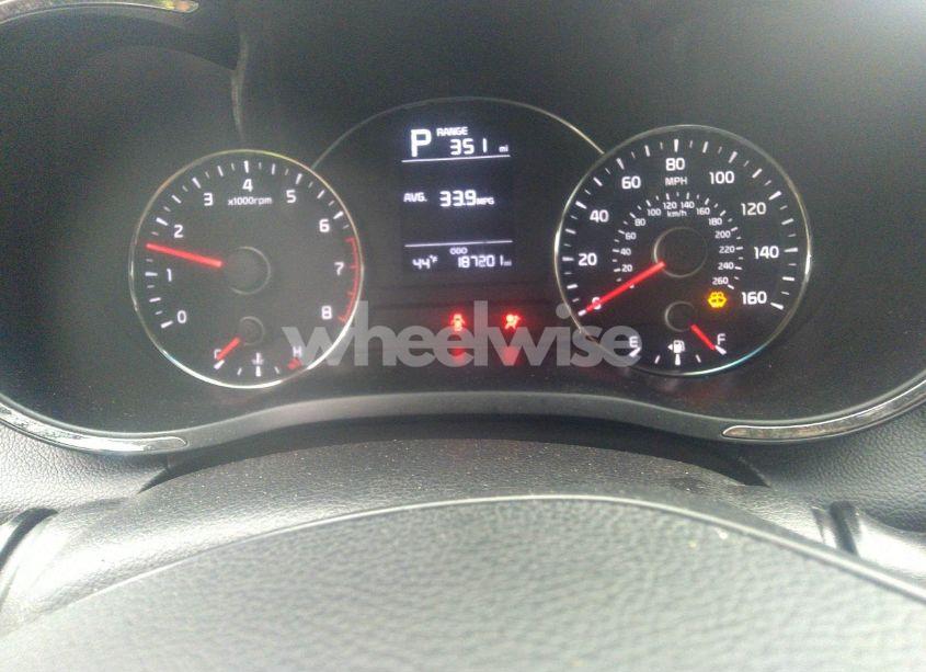 Photo 7 of 2017 Kia Forte LX (VIN 3KPFK4A78HE070615)