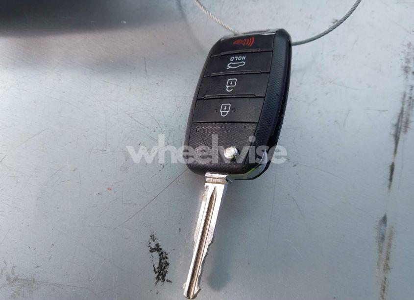 Photo 11 of 2017 Kia Forte LX (VIN 3KPFK4A78HE072333)