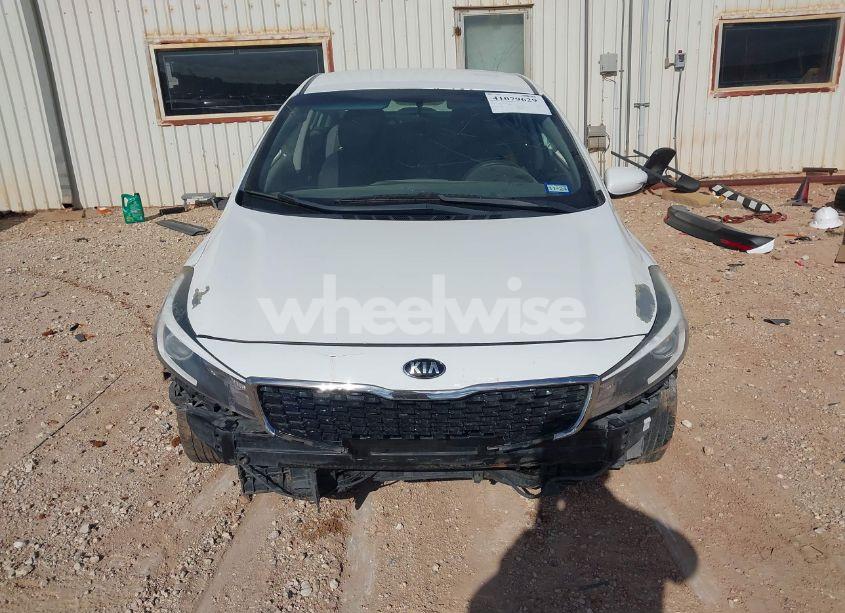 Photo 12 of 2017 Kia Forte LX (VIN 3KPFK4A78HE077922)