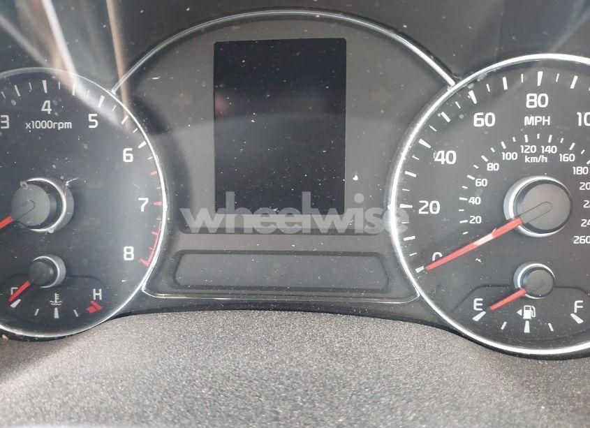 Photo 15 of 2017 Kia Forte LX (VIN 3KPFK4A78HE077922)