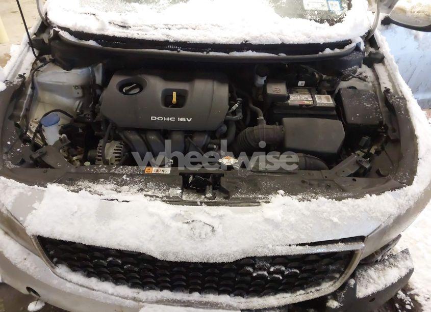 Photo 10 of 2017 Kia Forte LX (VIN 3KPFK4A78HE101961)