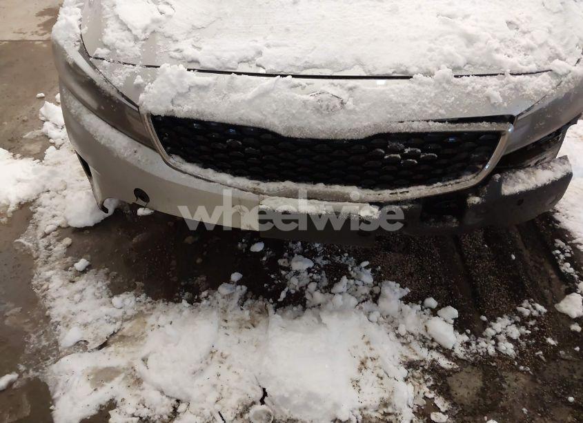 Photo 18 of 2017 Kia Forte LX (VIN 3KPFK4A78HE101961)