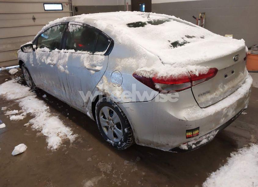 Photo 3 of 2017 Kia Forte LX (VIN 3KPFK4A78HE101961)