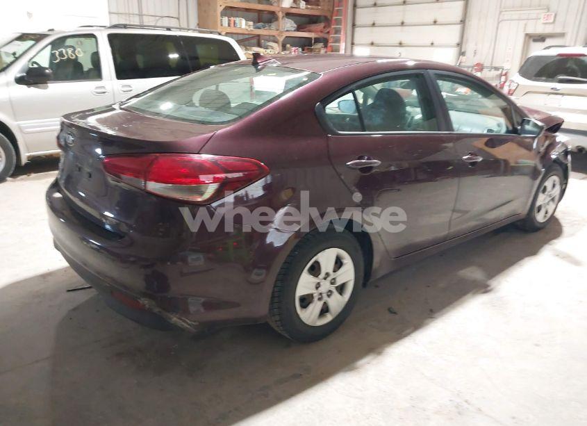 Photo 4 of 2017 Kia Forte LX (VIN 3KPFK4A78HE129551)