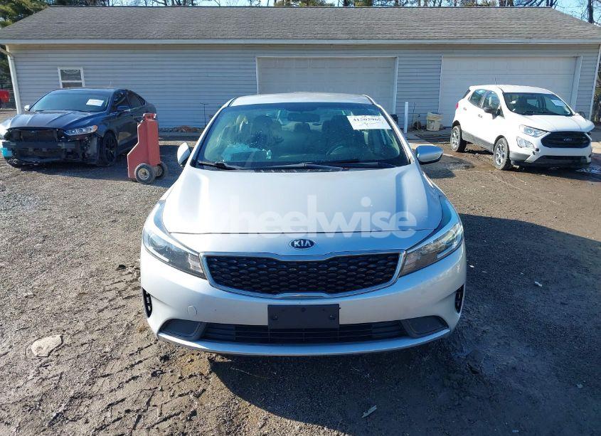 Photo 12 of 2017 Kia Forte LX (VIN 3KPFK4A78HE133583)