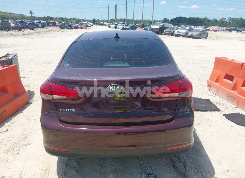 Photo 17 of 2017 Kia Forte LX (VIN 3KPFK4A78HE135379)