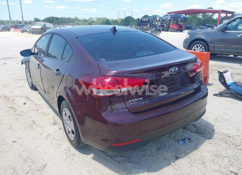 Photo 3 of 2017 Kia Forte LX (VIN 3KPFK4A78HE135379)