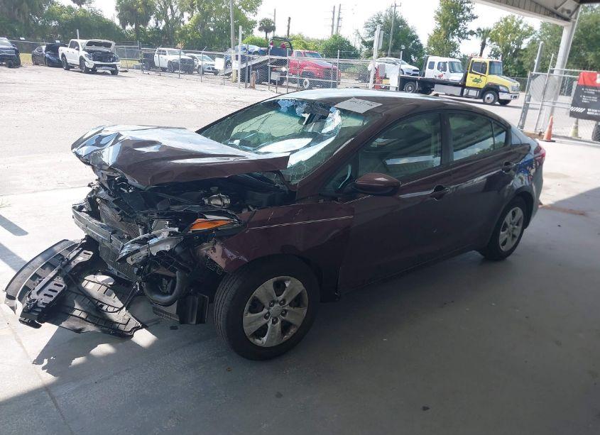 Photo 2 of 2017 Kia Forte LX (VIN 3KPFK4A78HE137553)
