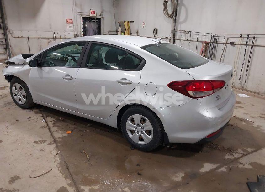 Photo 3 of 2017 Kia Forte LX (VIN 3KPFK4A78HE141215)
