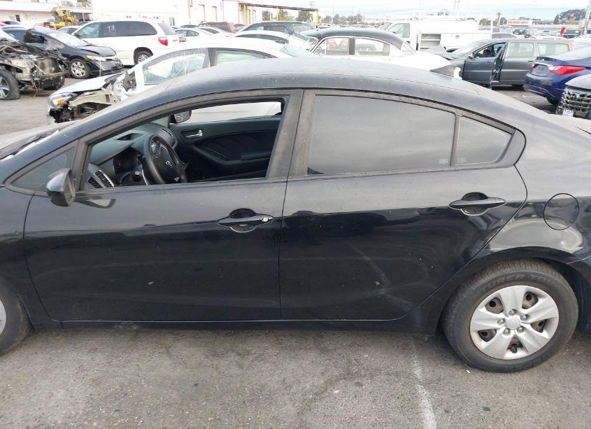 Photo 15 of 2017 Kia Forte LX (VIN 3KPFK4A78HE151775)