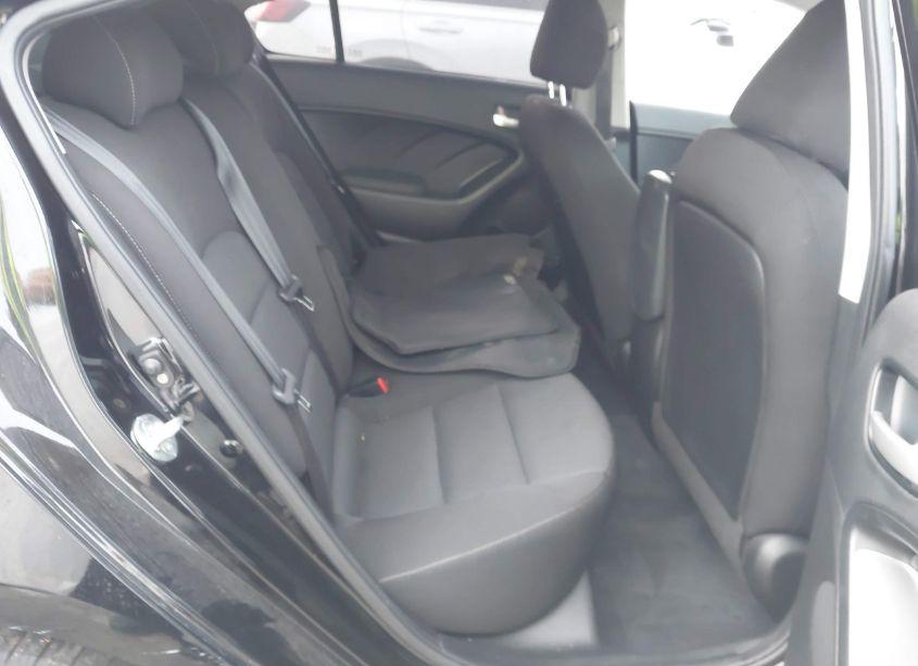 Photo 8 of 2017 Kia Forte LX (VIN 3KPFK4A78HE151775)