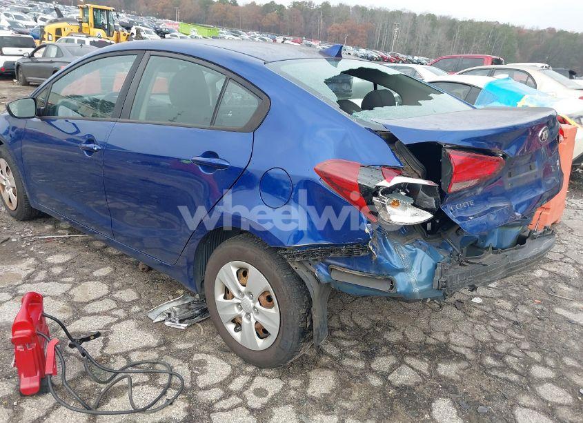 Photo 3 of 2018 Kia Forte LX (VIN 3KPFK4A78JE167822)