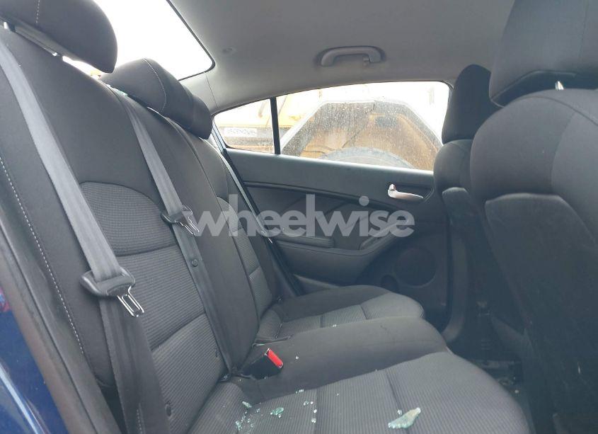 Photo 8 of 2018 Kia Forte LX (VIN 3KPFK4A78JE167822)