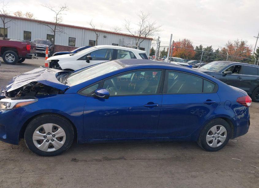 Photo 14 of 2018 Kia Forte LX (VIN 3KPFK4A78JE170526)