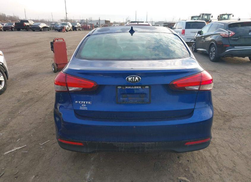 Photo 16 of 2018 Kia Forte LX (VIN 3KPFK4A78JE170526)
