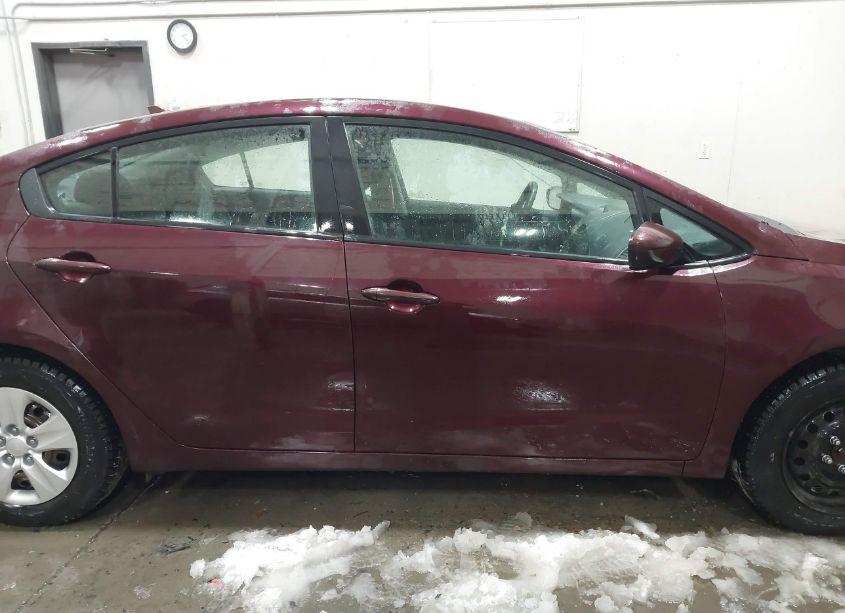 Photo 14 of 2018 Kia Forte LX (VIN 3KPFK4A78JE220695)