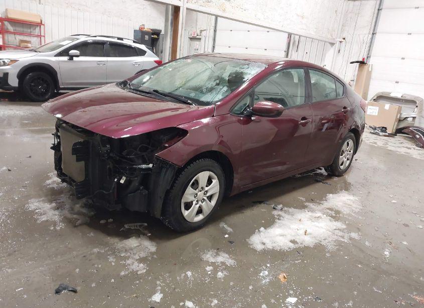 Photo 2 of 2018 Kia Forte LX (VIN 3KPFK4A78JE220695)