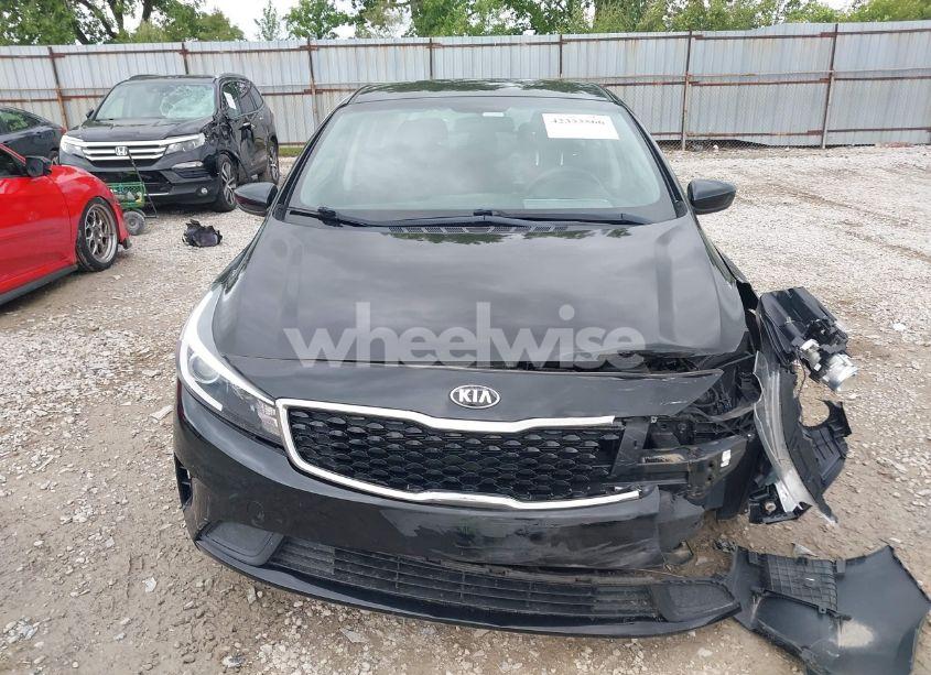 Photo 12 of 2018 Kia Forte LX (VIN 3KPFK4A78JE239165)