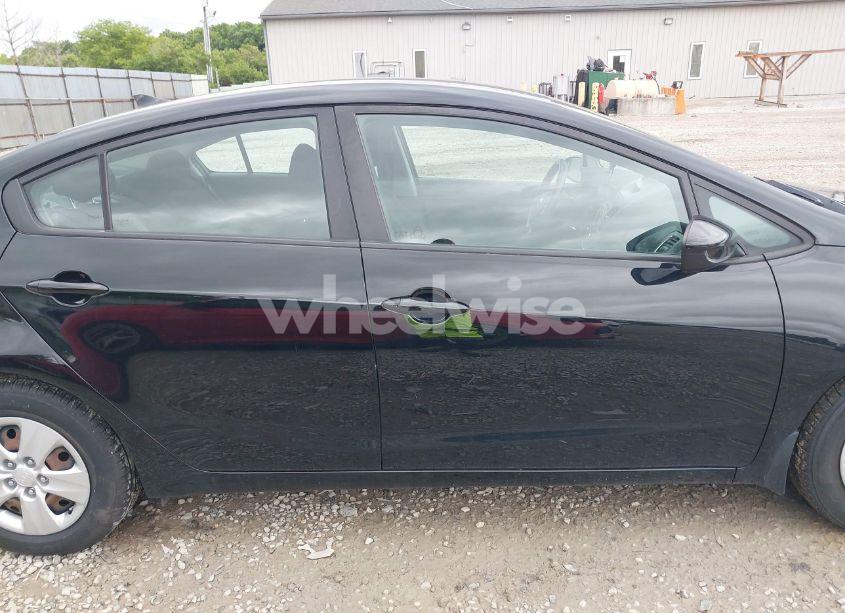 Photo 13 of 2018 Kia Forte LX (VIN 3KPFK4A78JE239165)