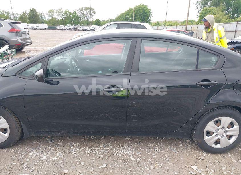 Photo 14 of 2018 Kia Forte LX (VIN 3KPFK4A78JE239165)