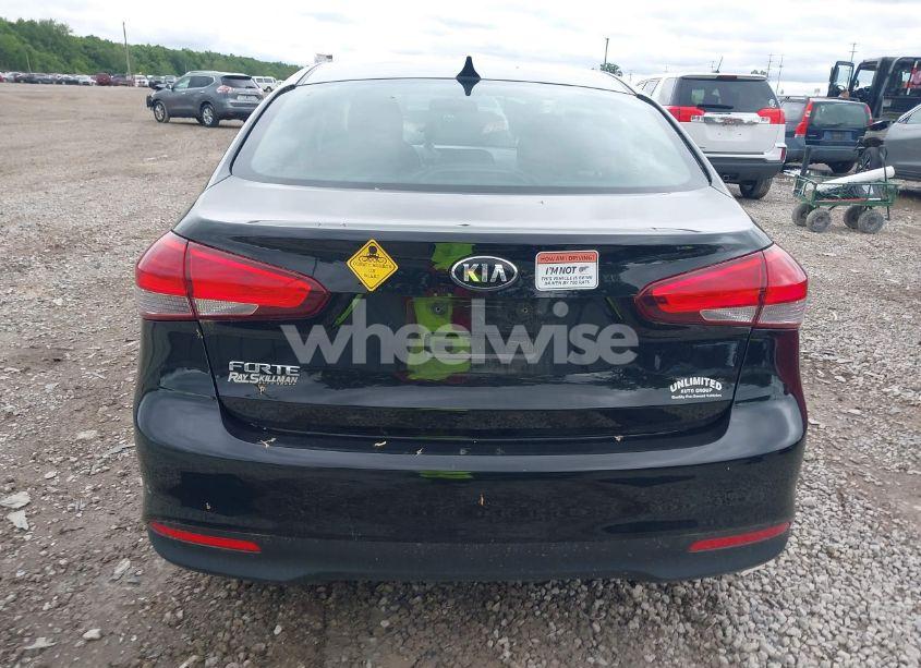 Photo 16 of 2018 Kia Forte LX (VIN 3KPFK4A78JE239165)