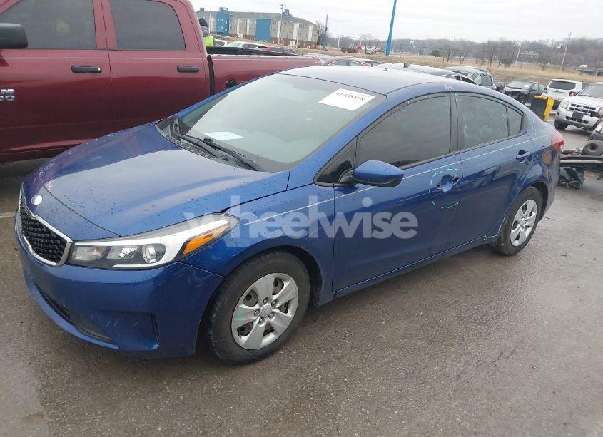 Photo 2 of 2018 Kia Forte LX (VIN 3KPFK4A78JE253664)