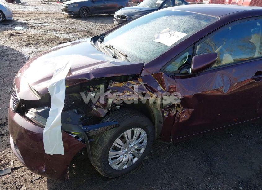 Photo 6 of 2018 Kia Forte LX (VIN 3KPFK4A78JE273851)