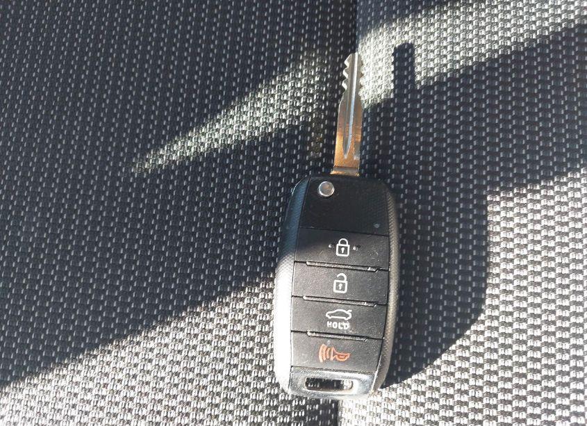 Photo 11 of 2018 Kia Forte LX (VIN 3KPFK4A78JE280704)