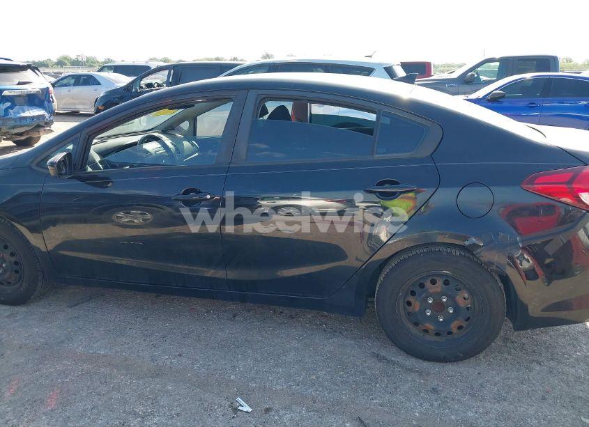 Photo 14 of 2017 Kia Forte LX (VIN 3KPFK4A79HE018538)