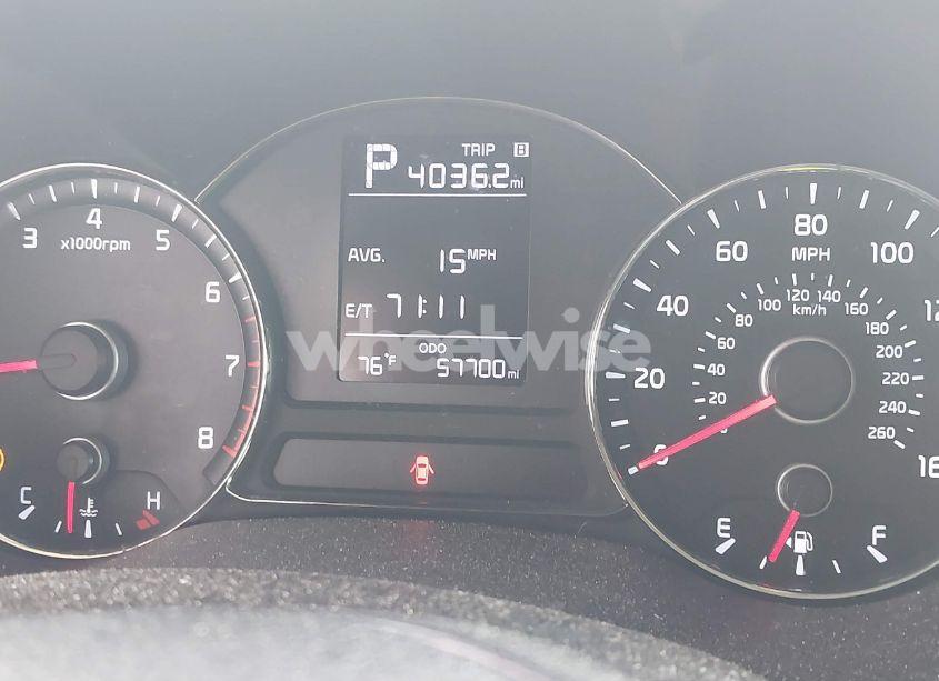 Photo 7 of 2017 Kia Forte LX (VIN 3KPFK4A79HE020614)