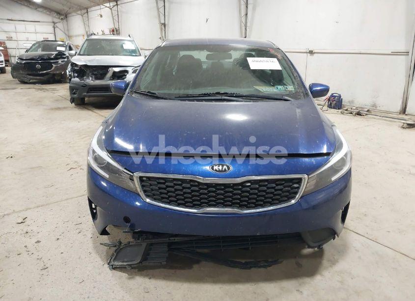 Photo 12 of 2017 Kia Forte LX (VIN 3KPFK4A79HE031631)