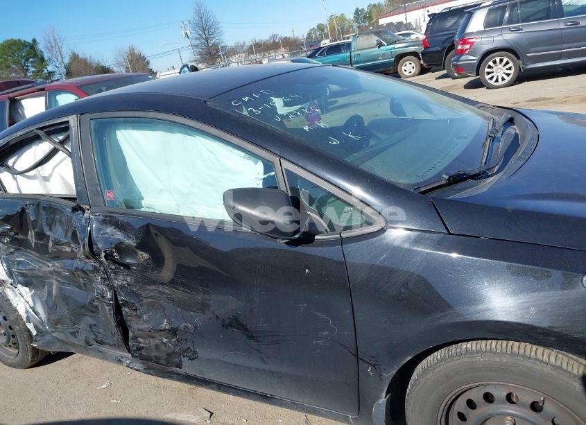 Photo 13 of 2017 Kia Forte LX (VIN 3KPFK4A79HE042886)