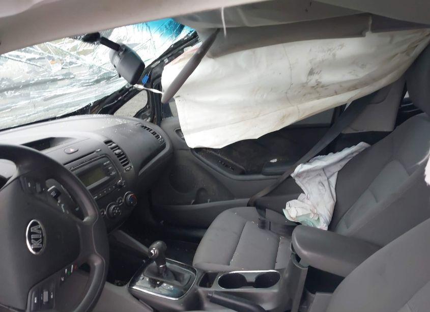 Photo 5 of 2017 Kia Forte LX (VIN 3KPFK4A79HE045268)