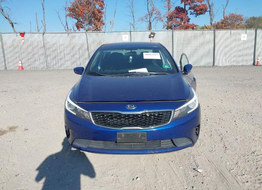 Photo 12 of 2017 Kia Forte LX (VIN 3KPFK4A79HE052432)