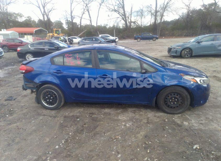 Photo 13 of 2017 Kia Forte LX (VIN 3KPFK4A79HE063186)