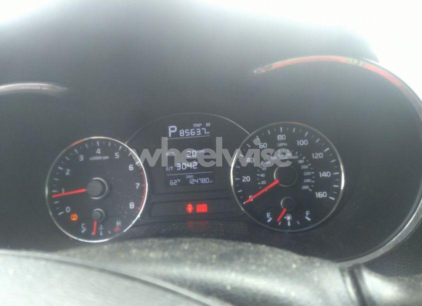 Photo 7 of 2017 Kia Forte LX (VIN 3KPFK4A79HE063186)