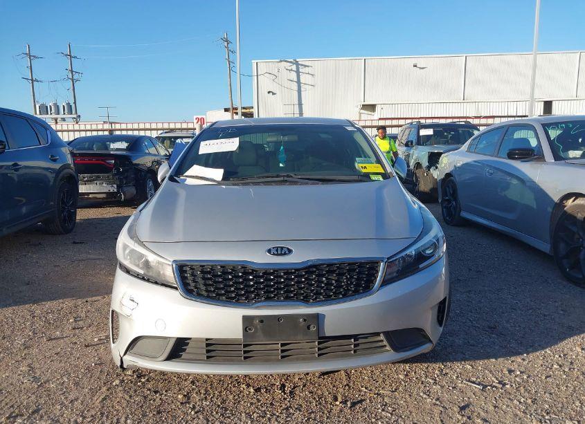 Photo 12 of 2017 Kia Forte LX (VIN 3KPFK4A79HE071479)