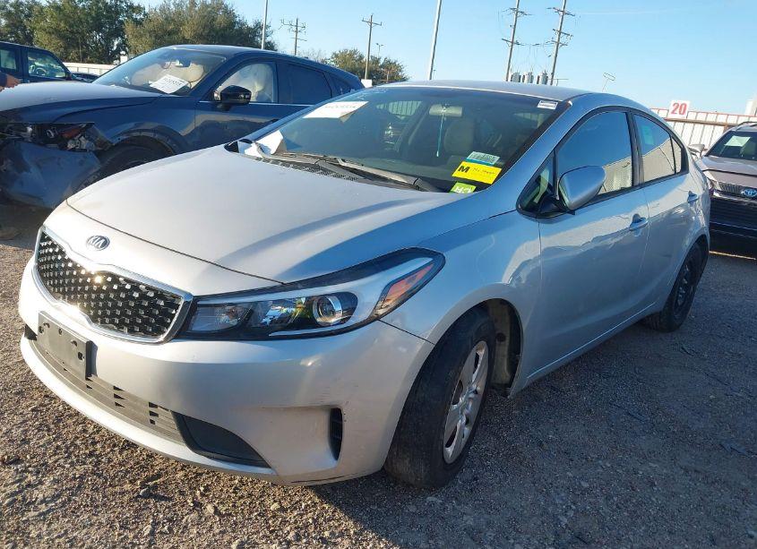 Photo 2 of 2017 Kia Forte LX (VIN 3KPFK4A79HE071479)