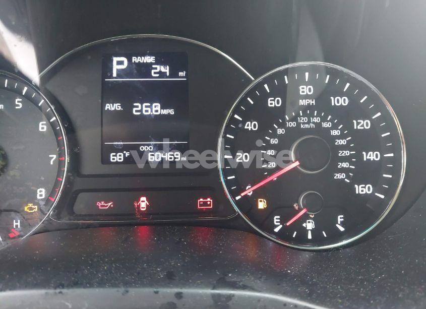 Photo 15 of 2017 Kia Forte LX (VIN 3KPFK4A79HE073829)