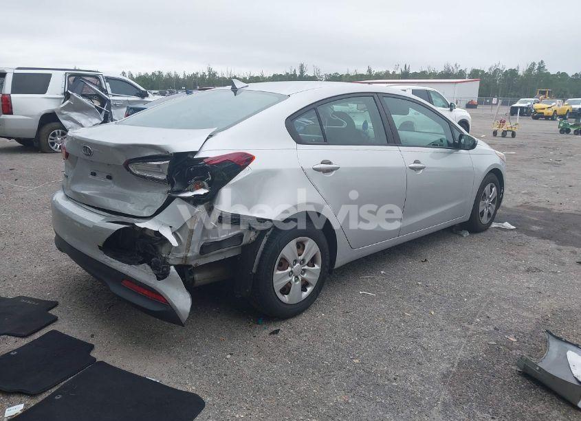 Photo 4 of 2017 Kia Forte LX (VIN 3KPFK4A79HE073829)