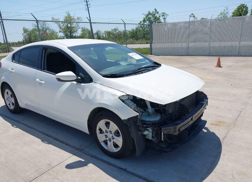 2017 Kia Forte LX (VIN 3KPFK4A79HE074379) main photo