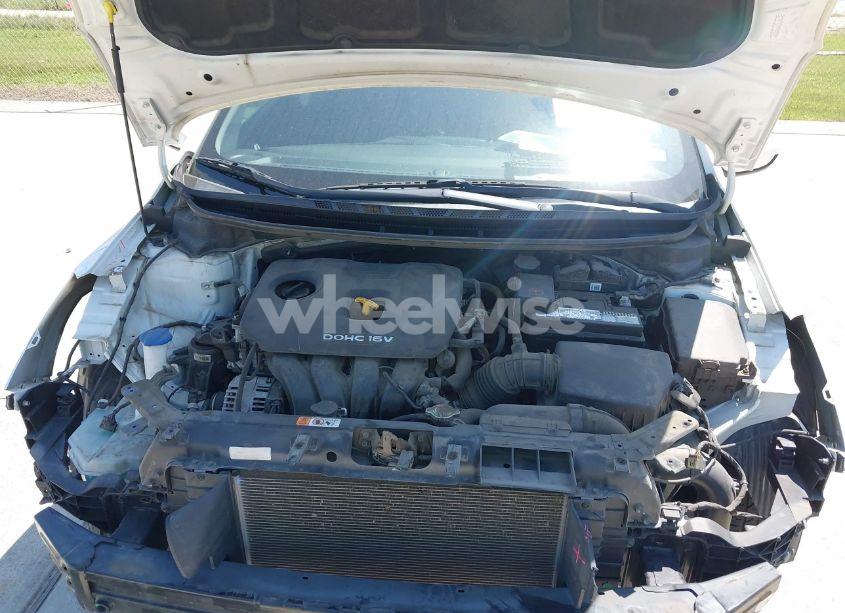 Photo 10 of 2017 Kia Forte LX (VIN 3KPFK4A79HE074379)