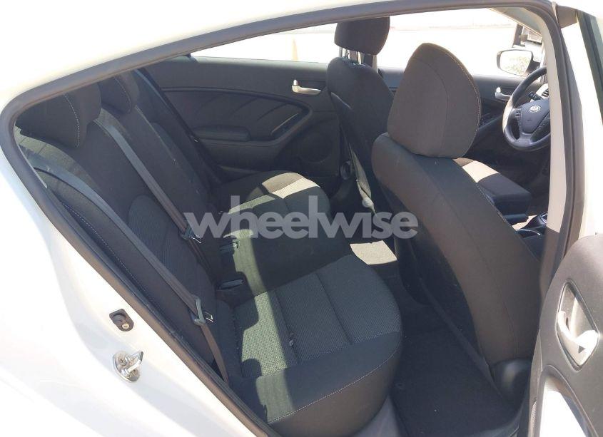 Photo 8 of 2017 Kia Forte LX (VIN 3KPFK4A79HE074379)