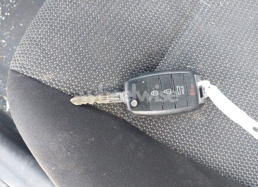 Photo 11 of 2017 Kia Forte LX (VIN 3KPFK4A79HE078173)