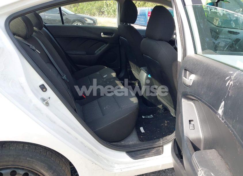 Photo 8 of 2017 Kia Forte LX (VIN 3KPFK4A79HE078173)