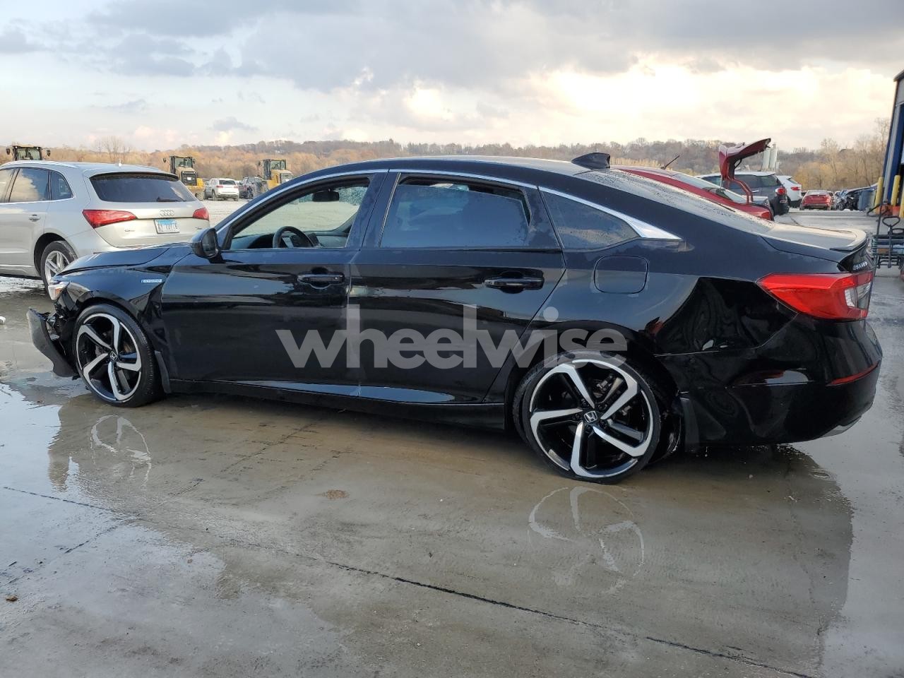 Photo 2 of 2022 HONDA ACCORD HYBRID SPORT (VIN 3KPFK4A79HE079694)