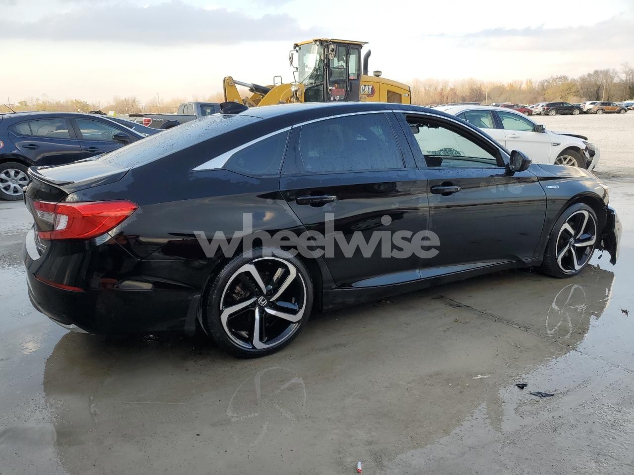 Photo 3 of 2022 HONDA ACCORD HYBRID SPORT (VIN 3KPFK4A79HE079694)