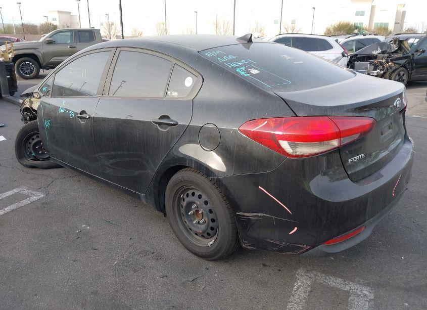 Photo 3 of 2017 Kia Forte LX (VIN 3KPFK4A79HE091828)