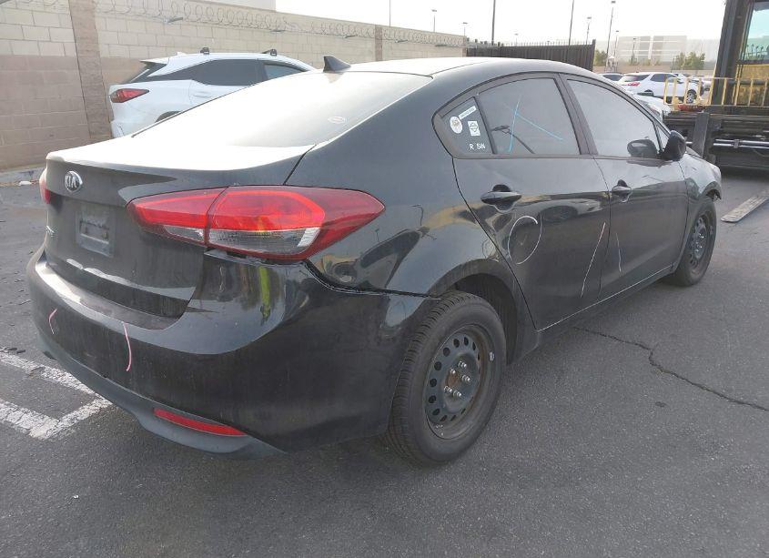 Photo 4 of 2017 Kia Forte LX (VIN 3KPFK4A79HE091828)